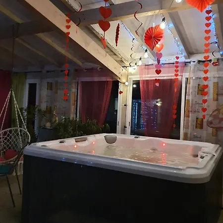 Maison Chez Mariebel - 20 Pers Avec Piscine Jacuzzi Sauna بيت للعطل Ottonville et Ricrange